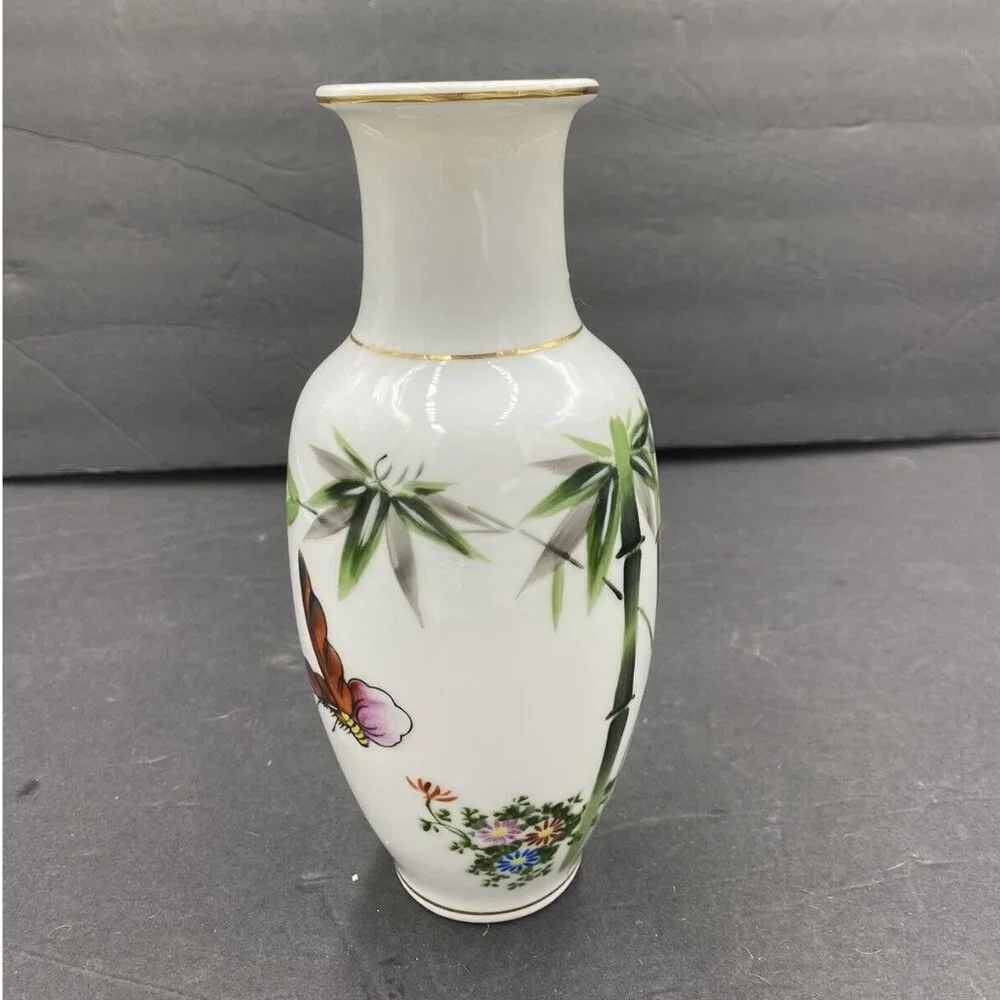 Vintage Japanese Porcelain Vase Butterfly Bamboo Floral Gold Trim‎ Cottagecore